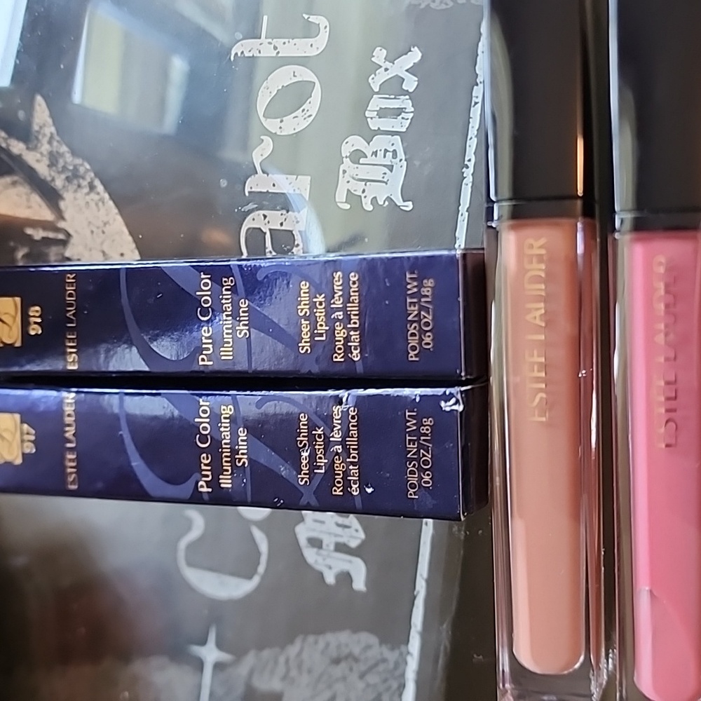 4 Estee Lauder Pure Color Illuminating Shine Lipstick & Estee Lauder Pure Color